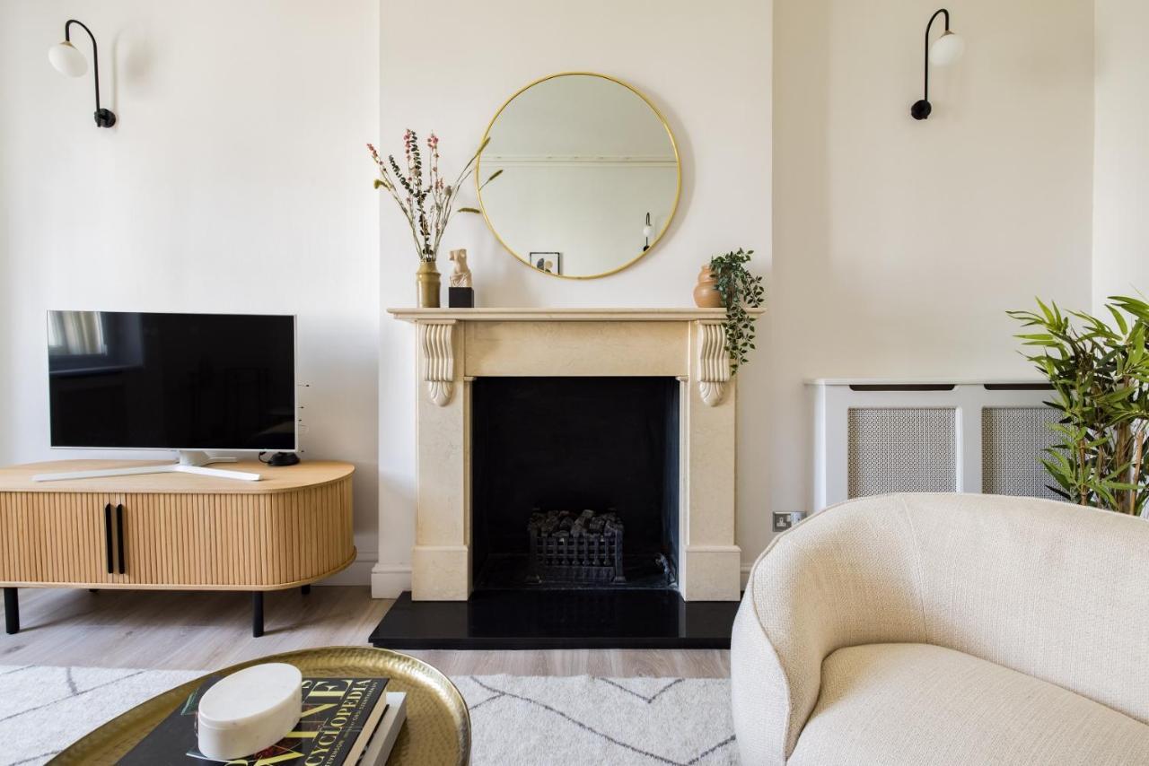 Ferienwohnung The Sussex Garden Retreat - Elegant 2BDR Flat London Exterior foto
